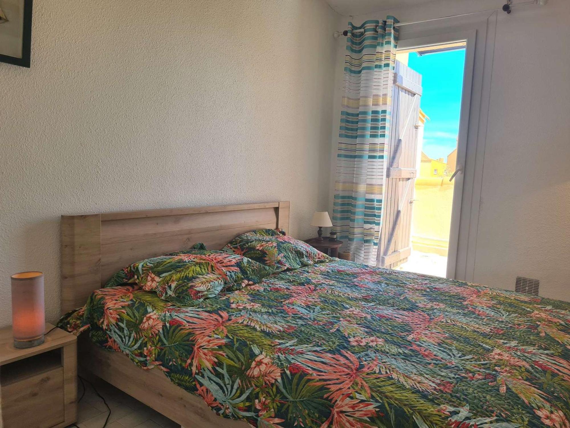 Appartement T2 Avec Parking Et Acces Direct A La Plage - Fr-1-249-129 Agde Kültér fotó